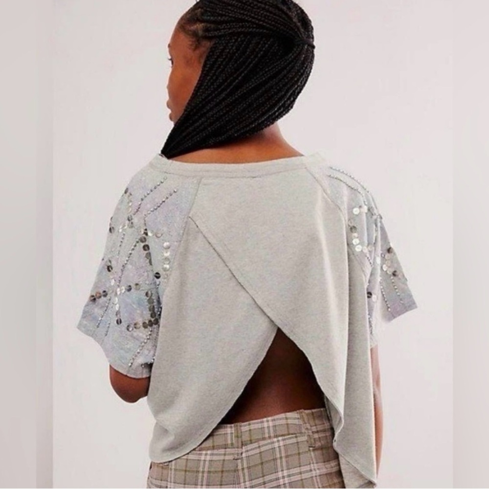 Free People Gray Sequin Sleeve “Shine Me Out” top sz Small NWOT
